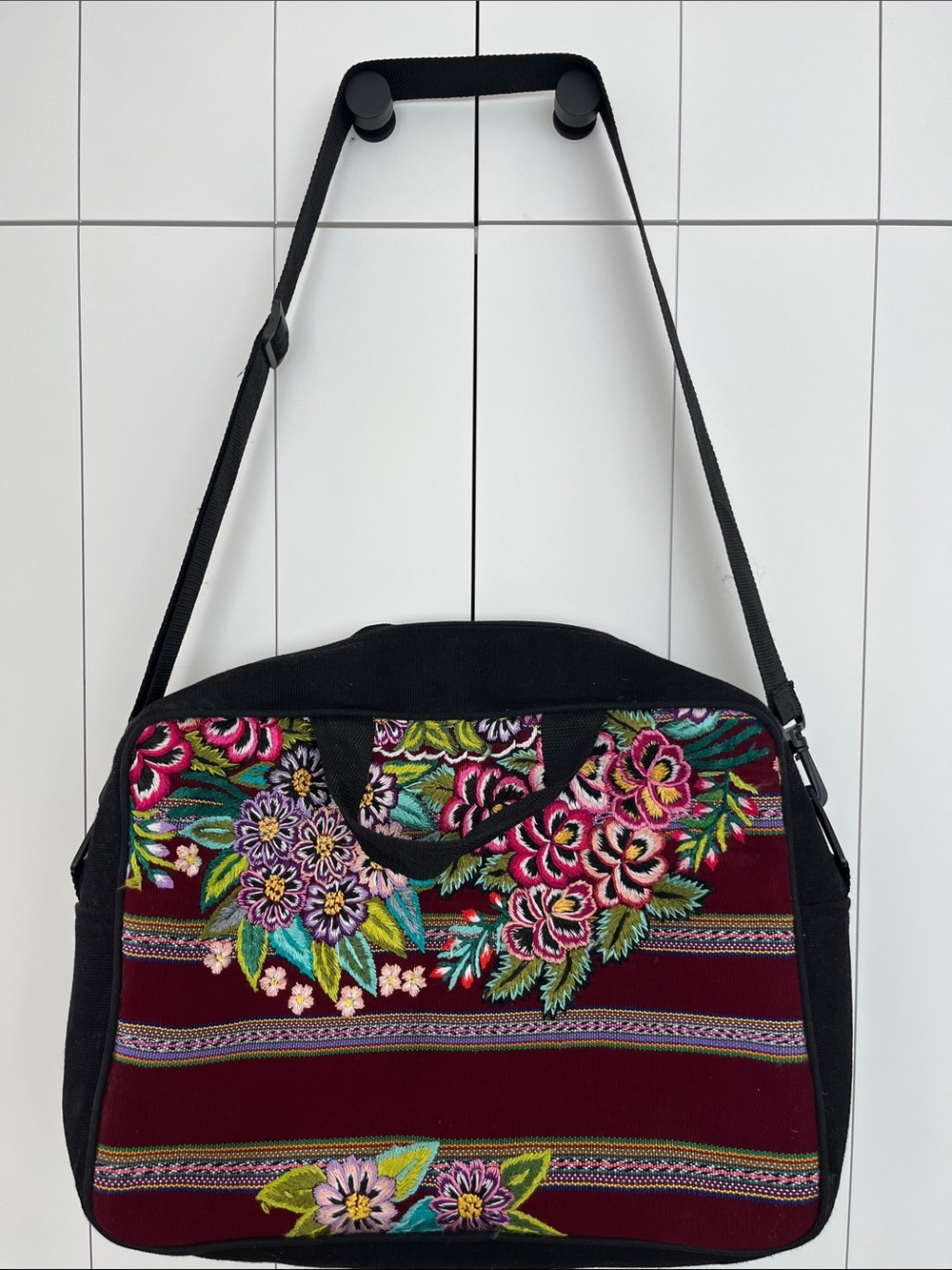Rare Legado Guatemala City Vintage Embroidered Huipil Large Bag Satchel Tote